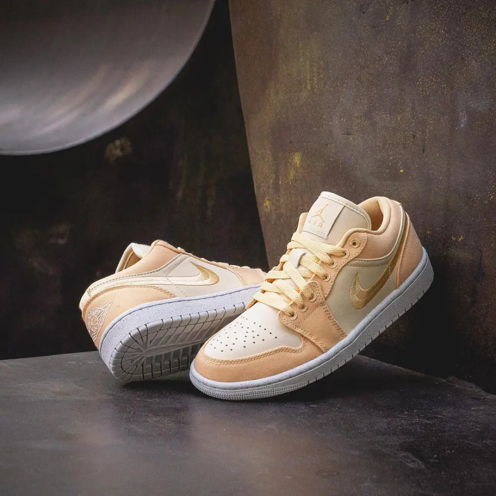 Giày Nike Air Jordan 1 Low SE 'Celestial Gold' DV0426-200 - Ảnh 3