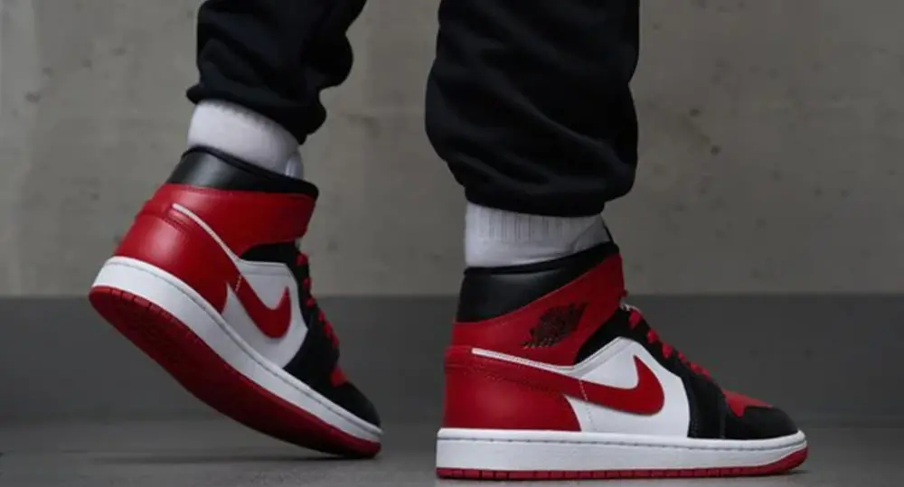 Giày Nike Air Jordan 1 Mid 'Alternate Bred Toe' BQ6472-079 - Ảnh 3