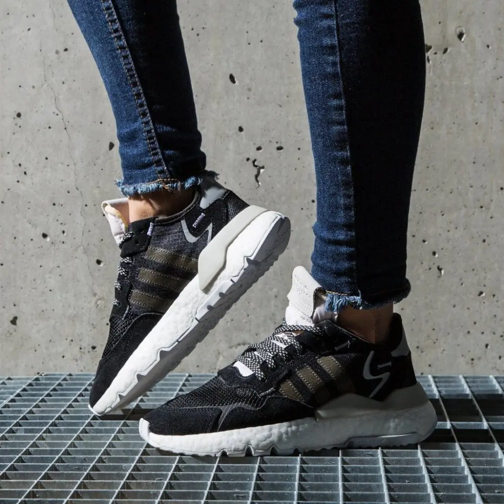 Alternative view of Giày Adidas Wmns Nite Jogger 'Core Black' CG6253