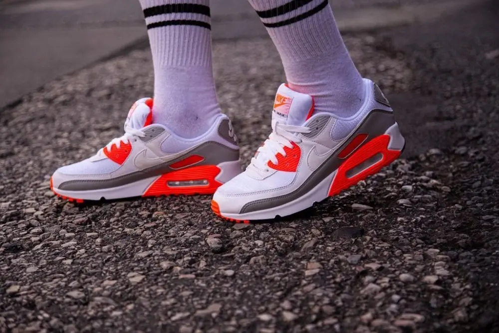 Giày Nike Air Max 90 'Hyper Orange' CT4352-103 - Ảnh 7