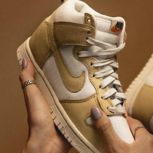 Alternative view of Giày Nike Dunk High LX Certified Fresh Team Gold DX3452-700