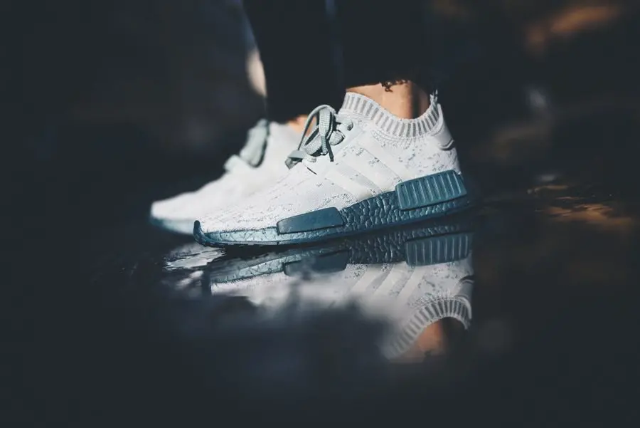 Giày Adidas NMD R1 Primeknit 'Sea Crystal' CG3601 - Ảnh 6