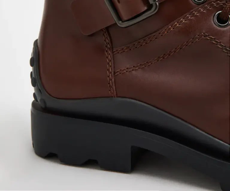 Alternative view of Giày Tod’s Man Brown Ankle Boots in Leather XXM04E0EF10T1C9S202