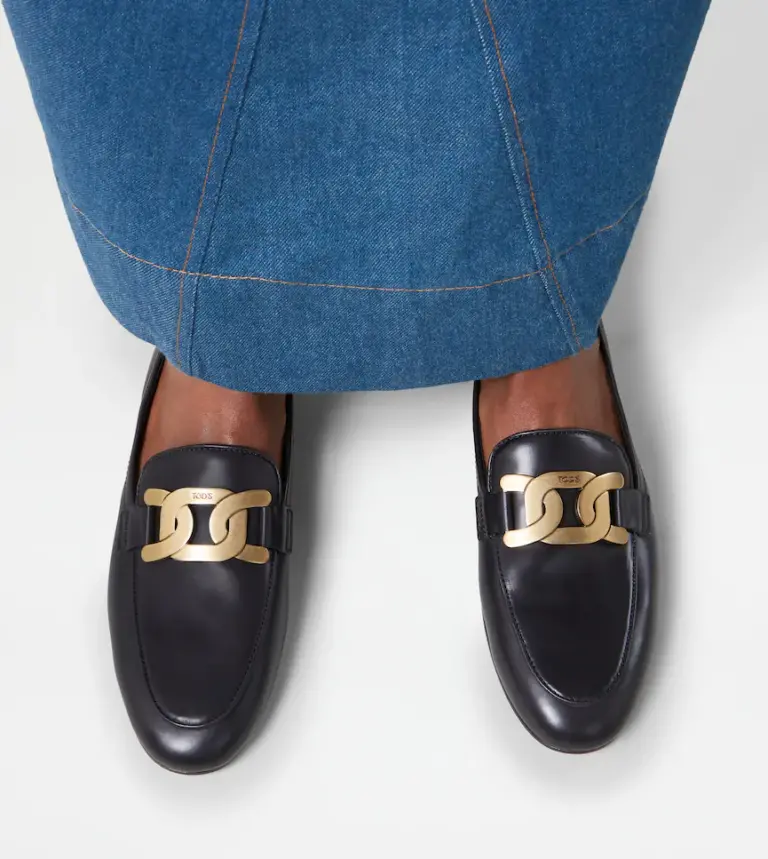 Alternative view of Giày Tod’s SMOOTH LEATHER LOAFERS IN BLACK XXW79A0DD00NF5B999