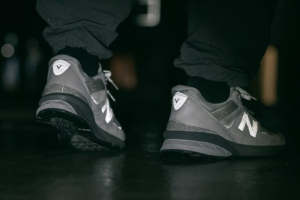 Alternative view of Giày New Balance Haven x 990v5 ‘Reflective Grey’ M990RG5