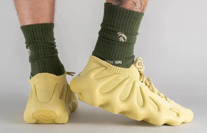 Alternative view of Giày Adidas yeezy 450 SULFUR 'yellow' HP5426