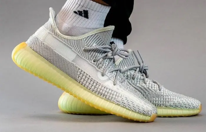 Alternative view of Giày Adidas Yeezy Boost 350 V2 'Yeshaya Reflective' FX4349