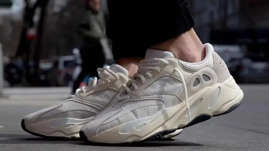 Giày Adidas Yeezy Boost 700 'Analog' EG7596 - Ảnh 3