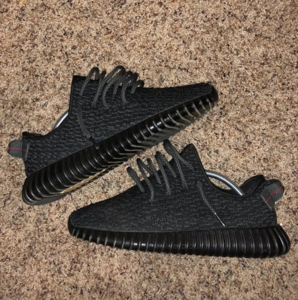 Alternative view of Giày Adidas Yeezy Boost 350 'Pirate Black' BB5350