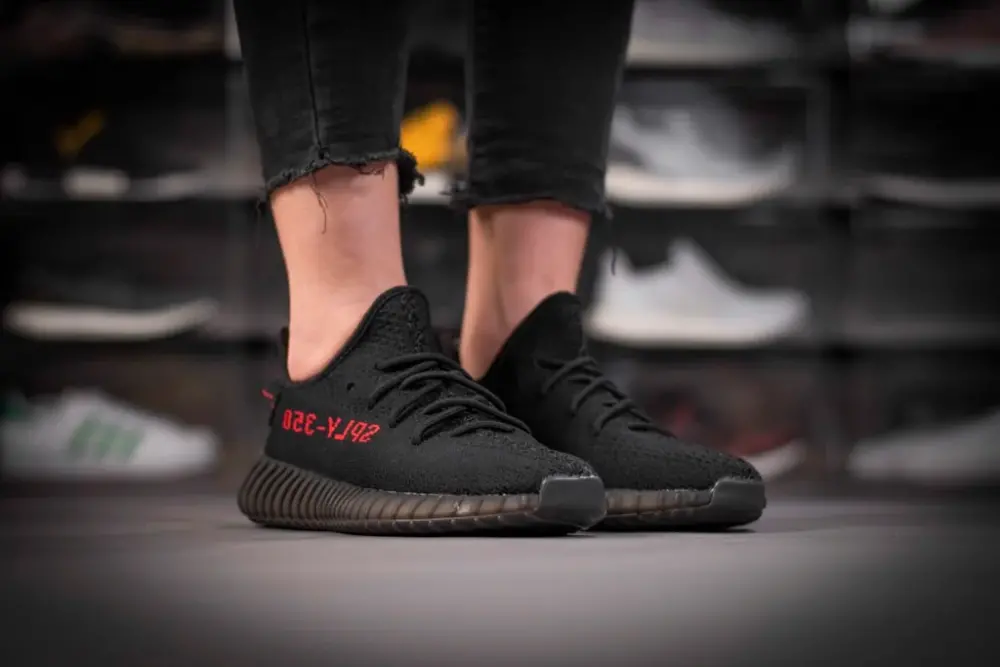 Giày Adidas Yeezy 350 'Bred' CP9652 - Ảnh 6