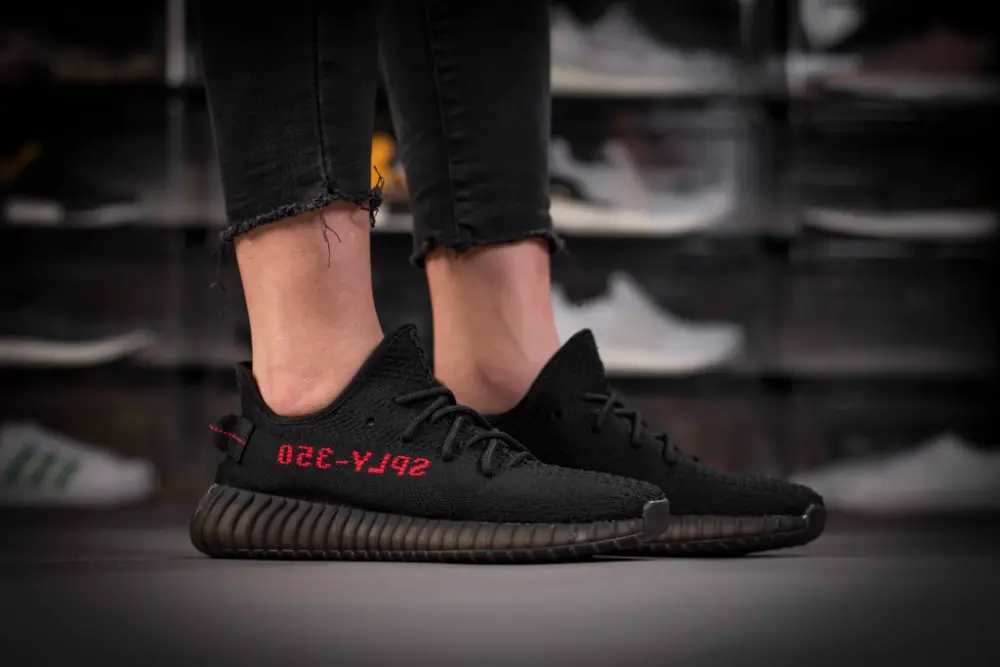Giày Adidas Yeezy 350 'Bred' CP9652 - Ảnh 7