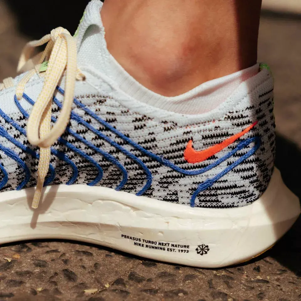 Giày Nike Pegasus Turbo NN 'Pure Platinum Bright Crimson' DM3414-002 - Ảnh 5