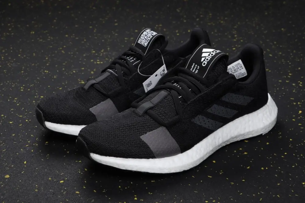 Giày adidas Wmns SenseBoost Go 'Core Black' F33906 - Ảnh 4