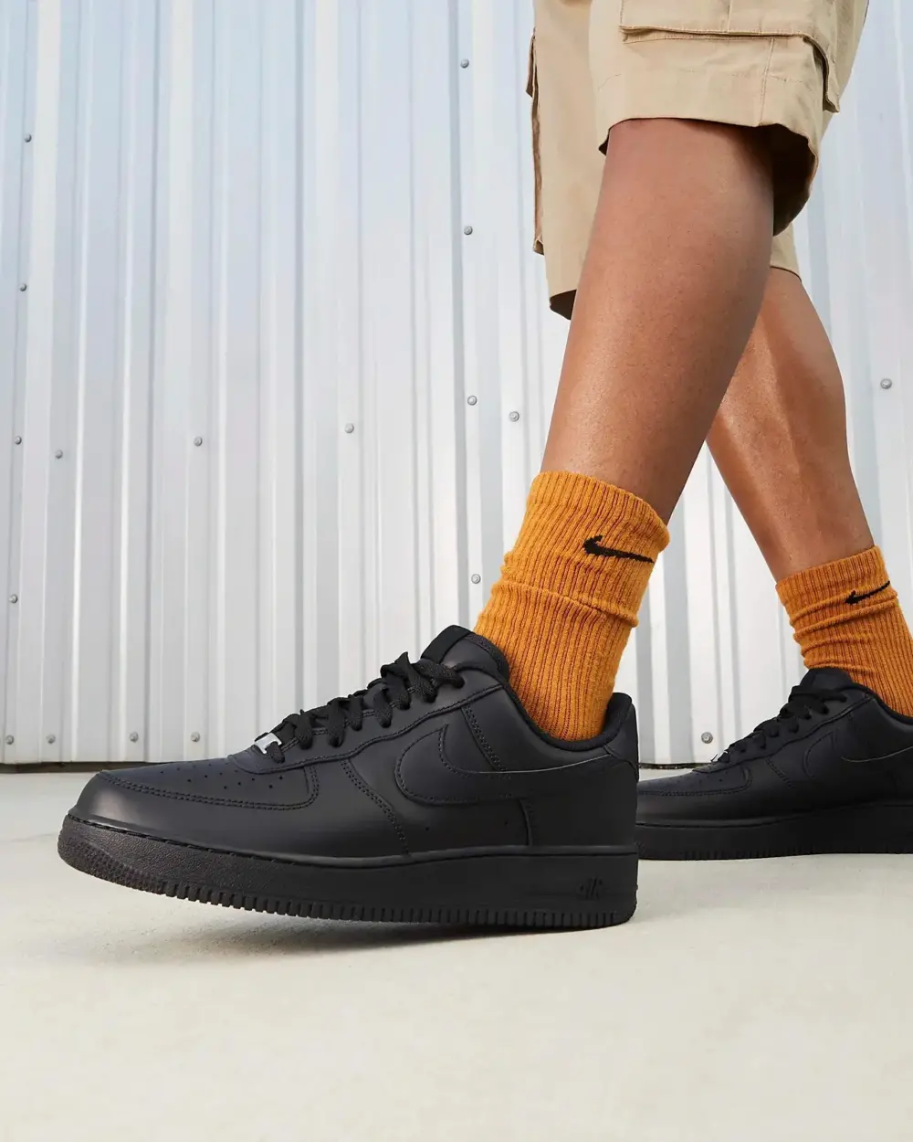 Giày Nike Air Force 1 '07 'Triple Black' CW2288-001 - Ảnh 4