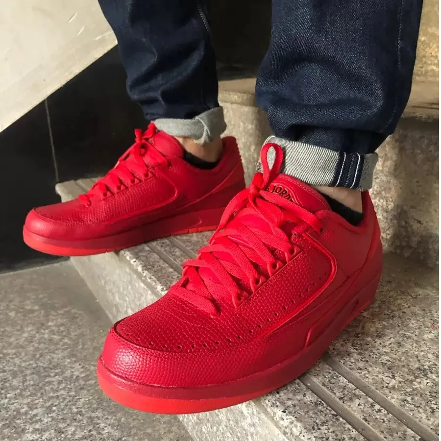 Alternative view of Giày Nike Air Jordan 2 Retro Low 'Gym Red' 832819-606