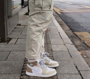 Alternative view of Giày Nike Air Jordan 1 High Zoom Comfort 'Lemon Twist' CT0979-200