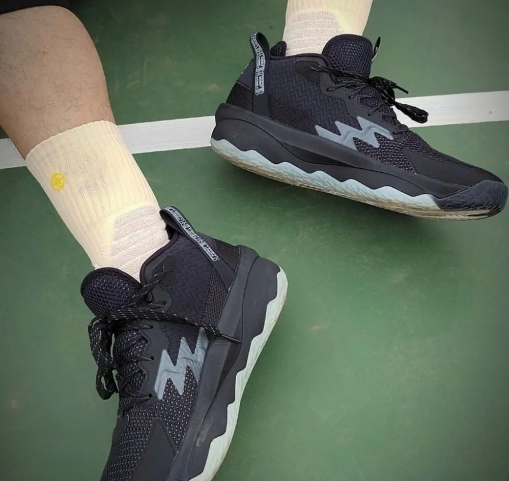 Alternative view of Giày Adidas Dame 8 'Admit One Core Black' GY6461