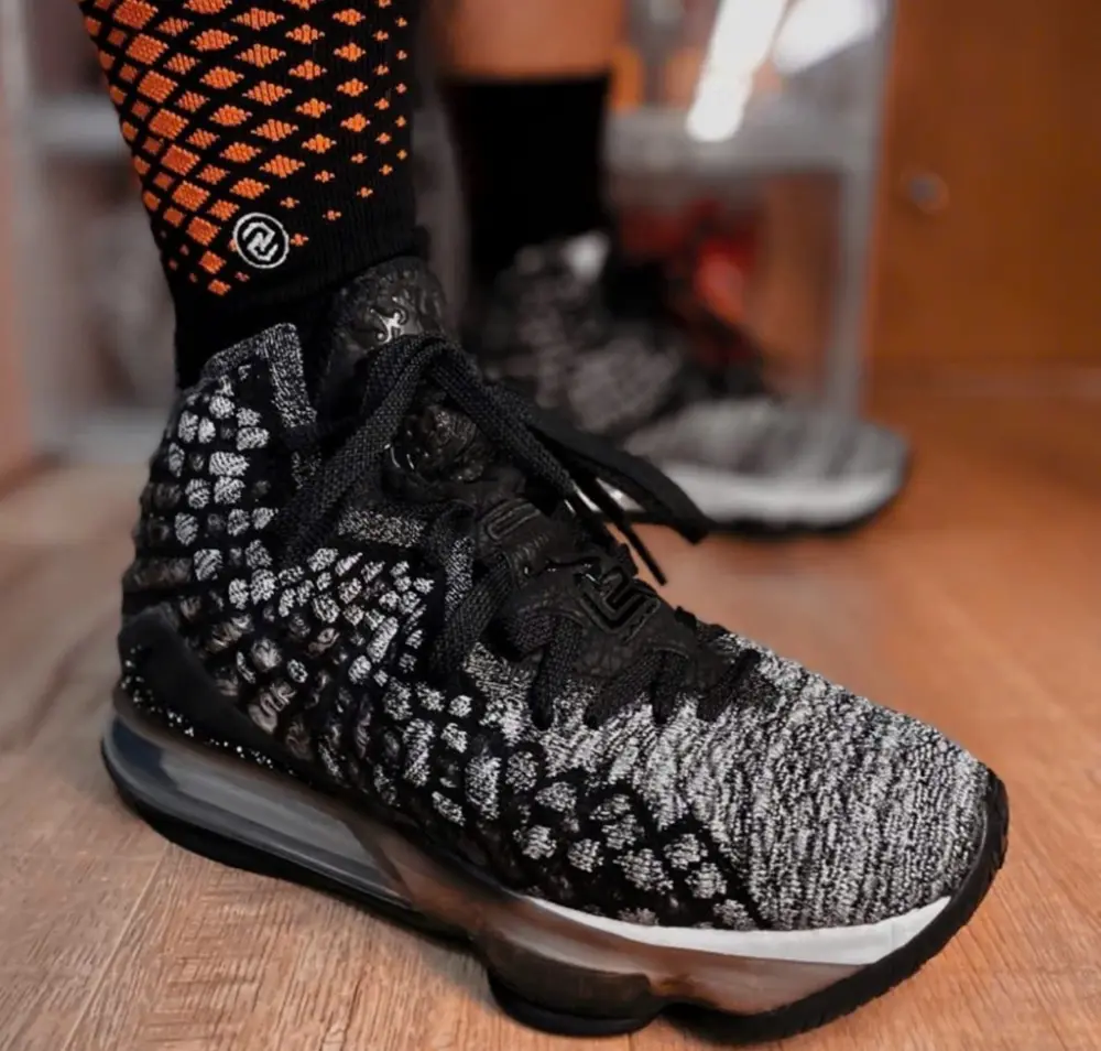 Giày Nike LeBron 17 EP 'In The Arena' BQ3178-002 - Ảnh 4