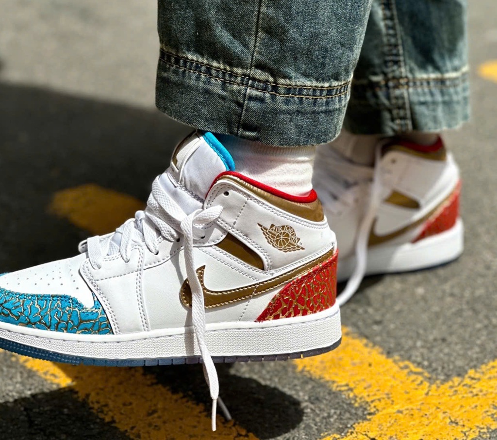 Giày Nike Air Jordan 1 Mid UNC to Chicago 'Blue' FB2212-100 - Ảnh 7