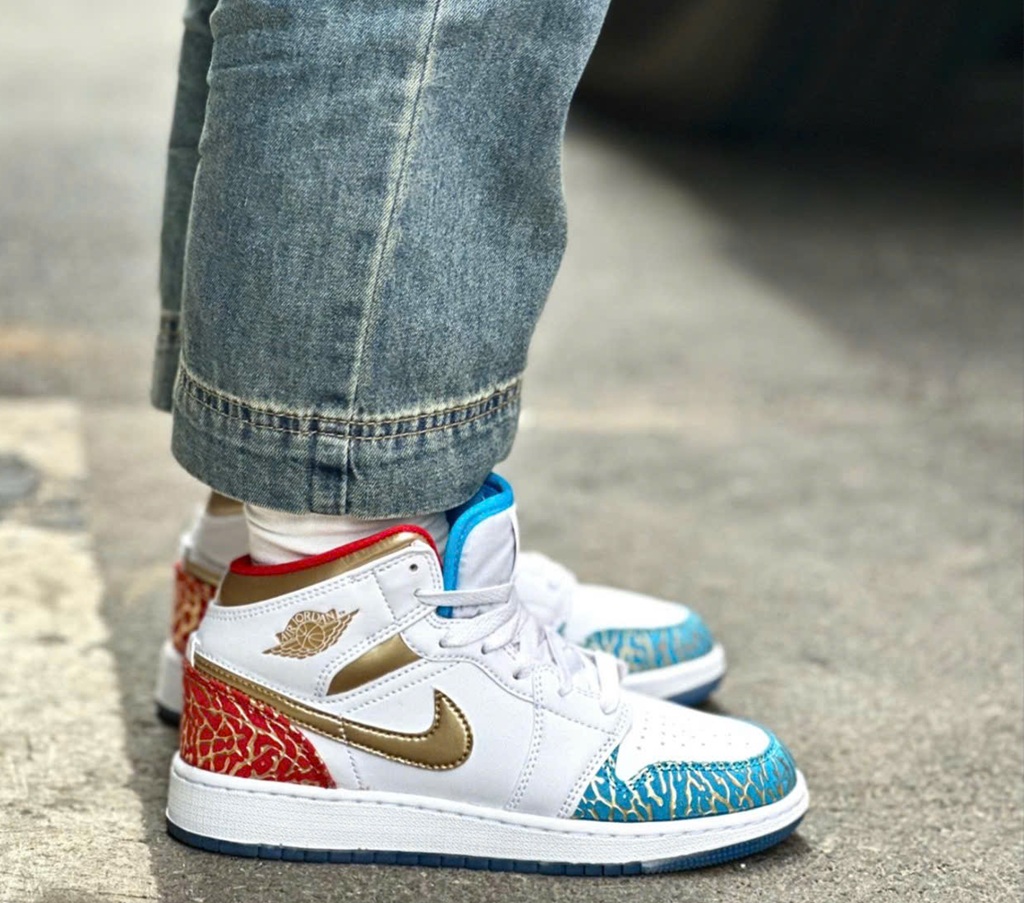 Giày Nike Air Jordan 1 Mid UNC to Chicago 'Blue' FB2212-100 - Ảnh 4