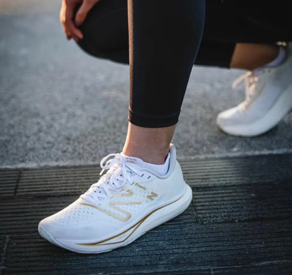 Giày New Balance FuelCell Rebel v3 'White Gold Metallic' WFCXMW3 - Ảnh 3