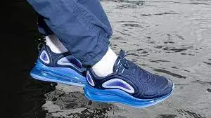 Alternative view of Giày Nike AIR MAX 720 GS 'Dark Blue' AQ3196-401