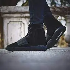 Giày Adidas Yeezy Boost 750 'Triple Black' BB1839 - Ảnh 5
