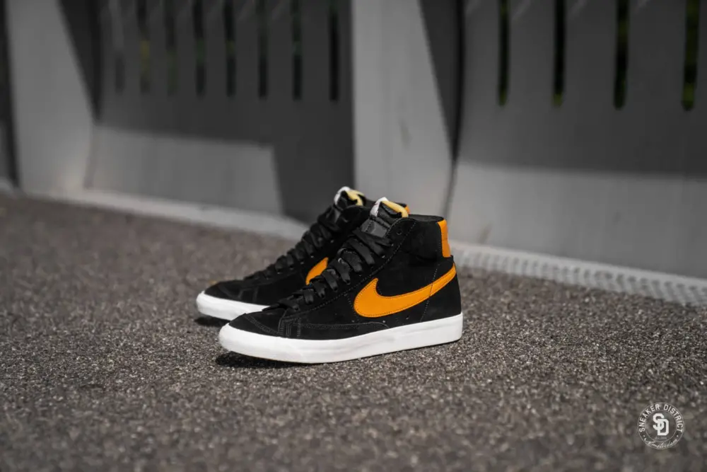 Alternative view of Giày Nike Blazer Mid Vintage 'Black Amber' CJ9693-001