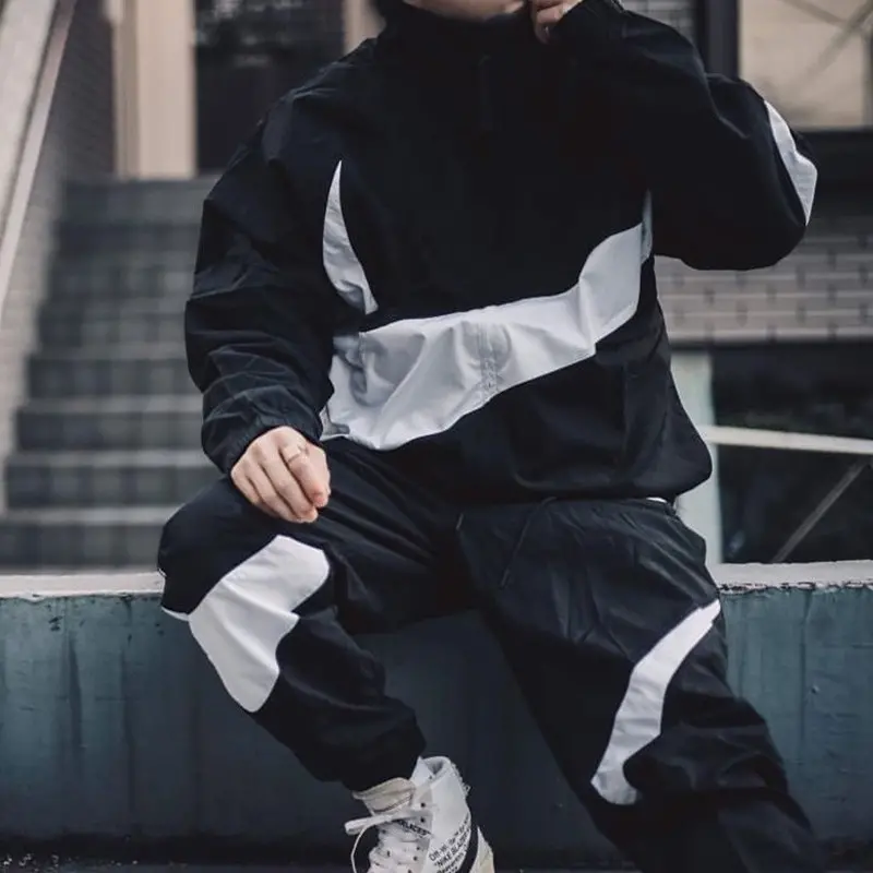 Alternative view of Áo Nike Sportswear 'Swoosh' Woven Black Windbreaker AR3133-010