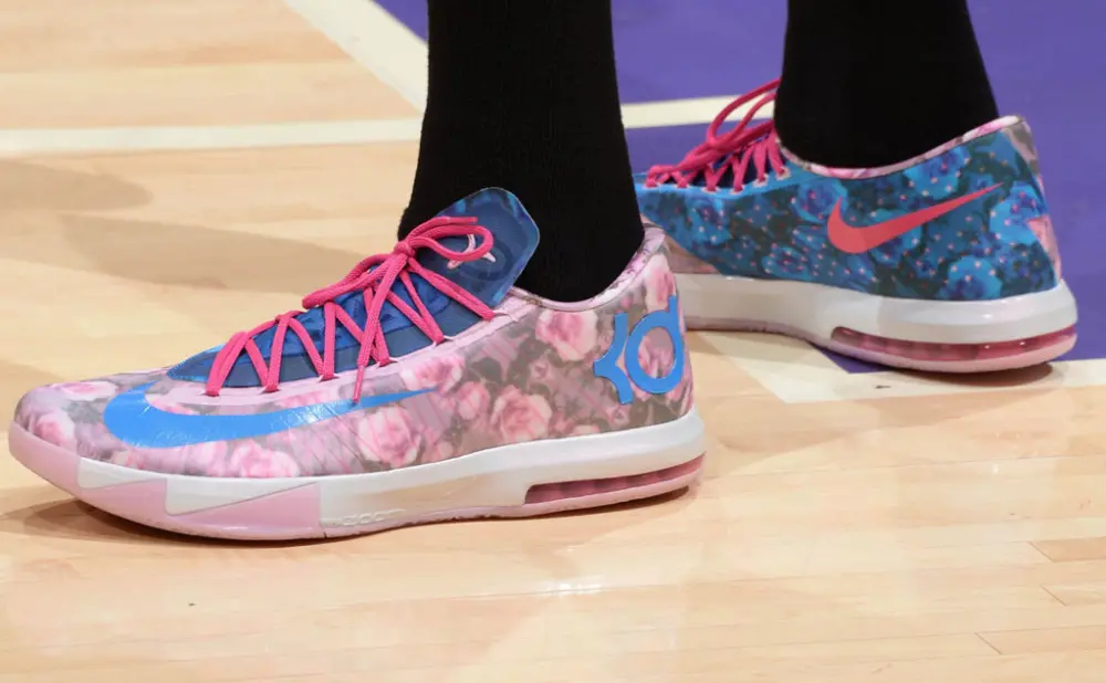 Alternative view of Giày Nike KD 6 Supreme 'Aunt Pearl' 618216-600