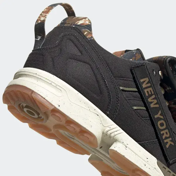 Giày Adidas ZX 8000 Out There USA 'Black' S42593 - Ảnh 4
