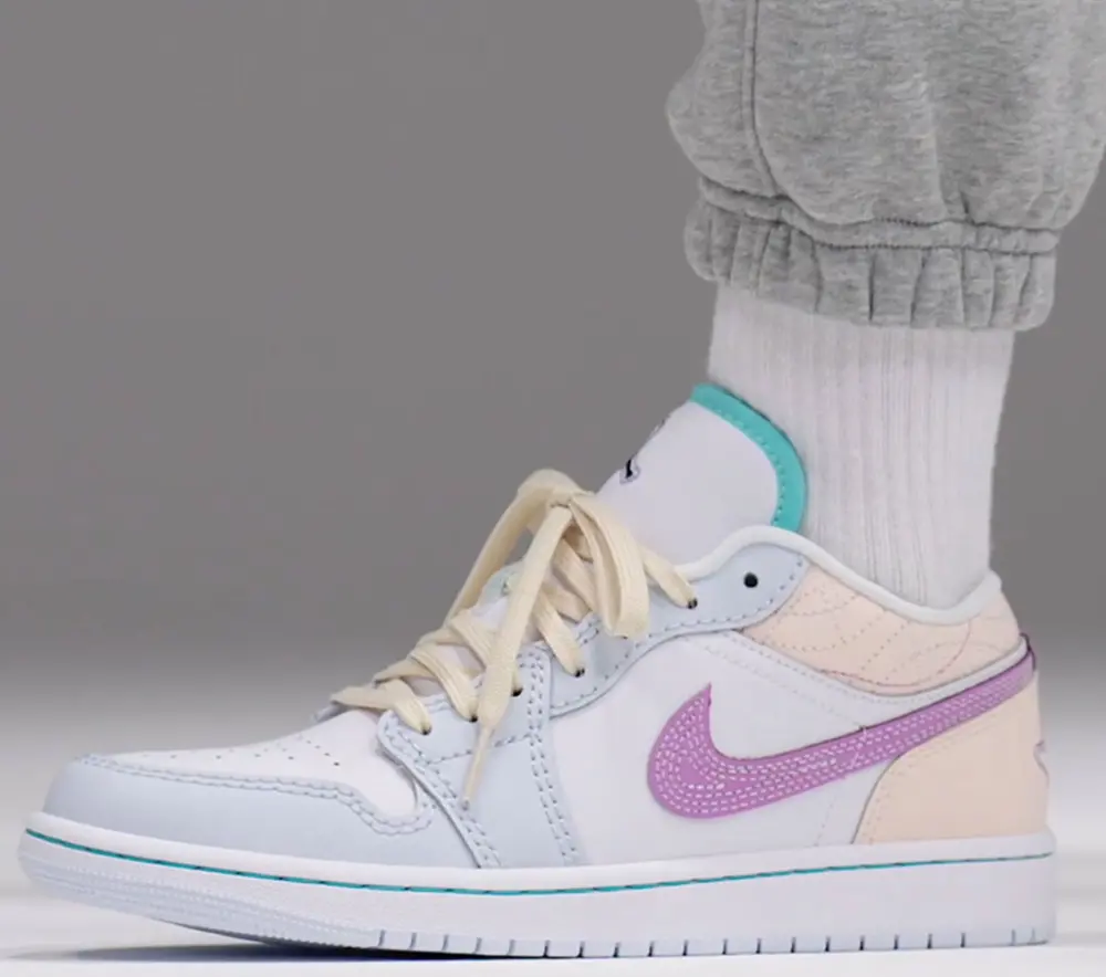 Alternative view of Giày Nike Air Jordan 1 Low ‘Multi Color Sashiko’ FV3623-151