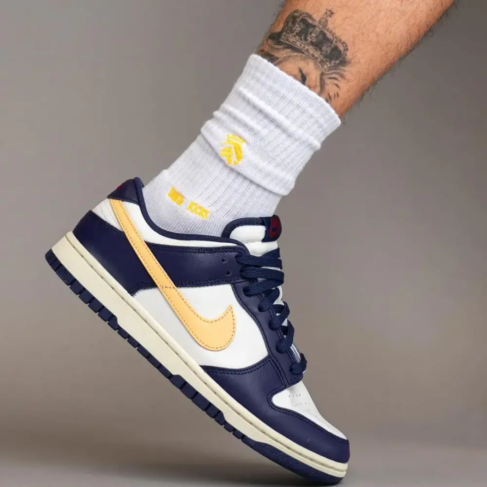 Alternative view of Giày Nike Dunk Low 'From Nike To You' FV8106-181