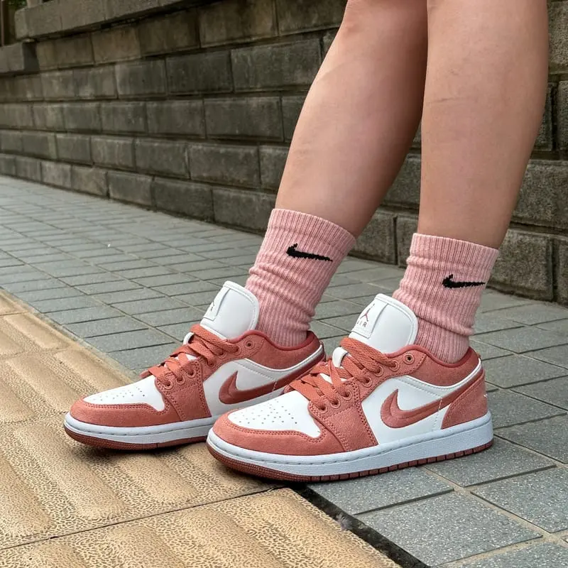 Giày Nike Air Jordan 1 Low SE 'Sky J Orange' FN3722-801 - Ảnh 6