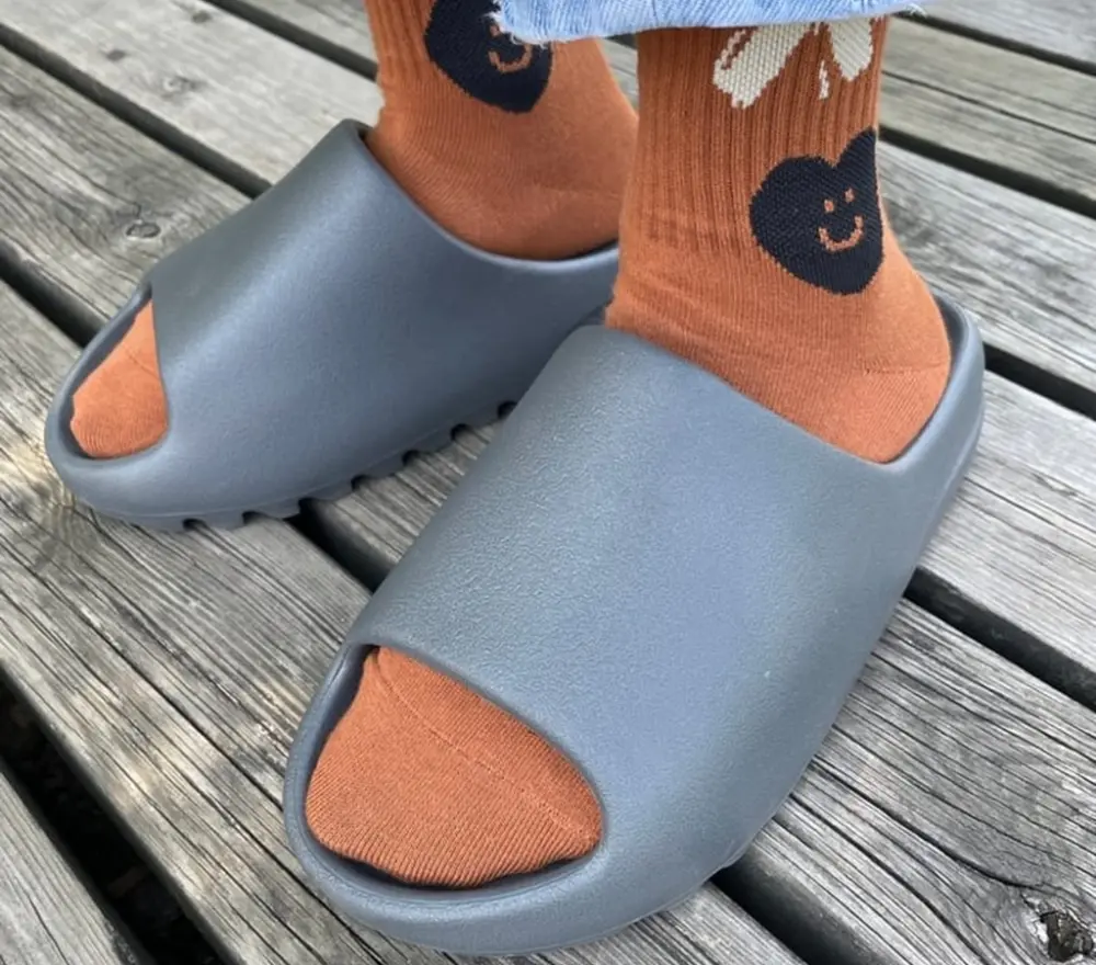 Dép Adidas Yeezy Slide ‘Slate Grey’ ID2350 - Ảnh 4