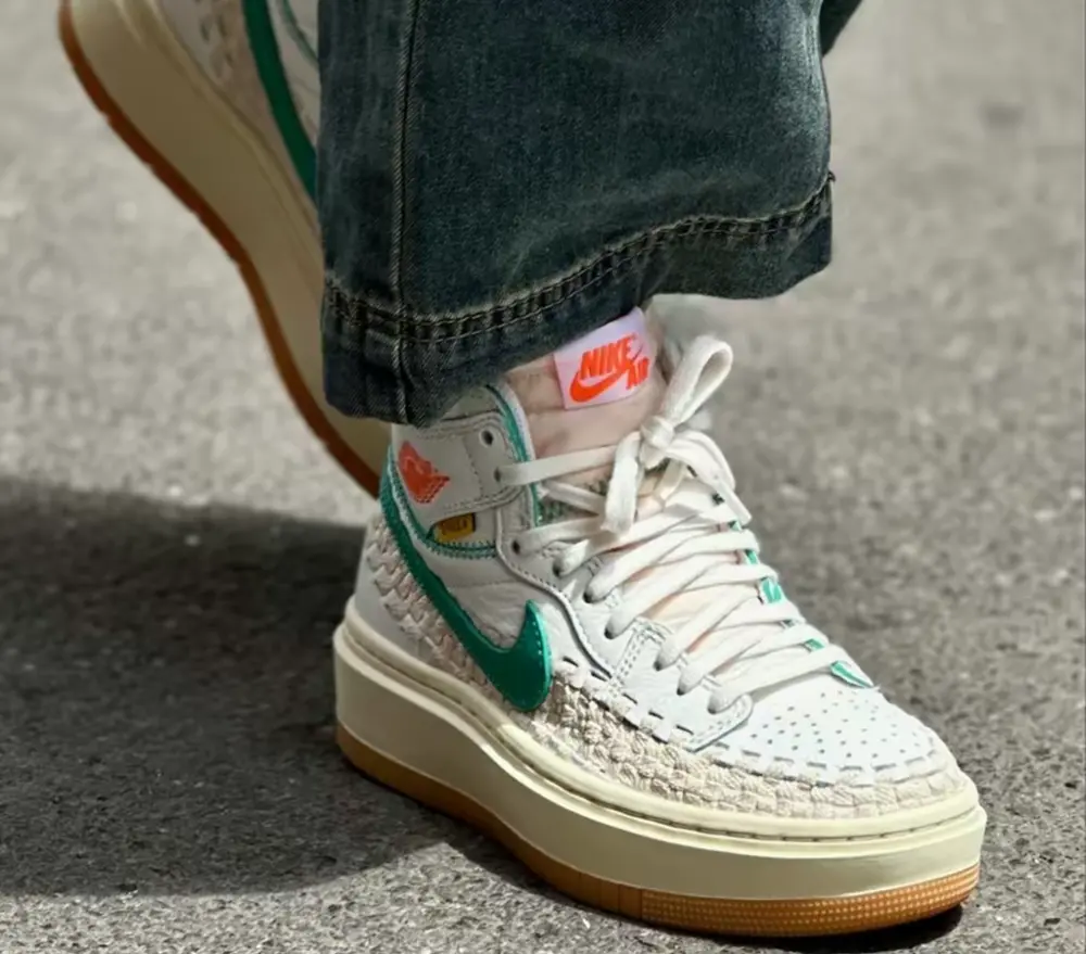 Alternative view of Giày Nike Air Jordan 1 Elevate High 'White' FD0696-100