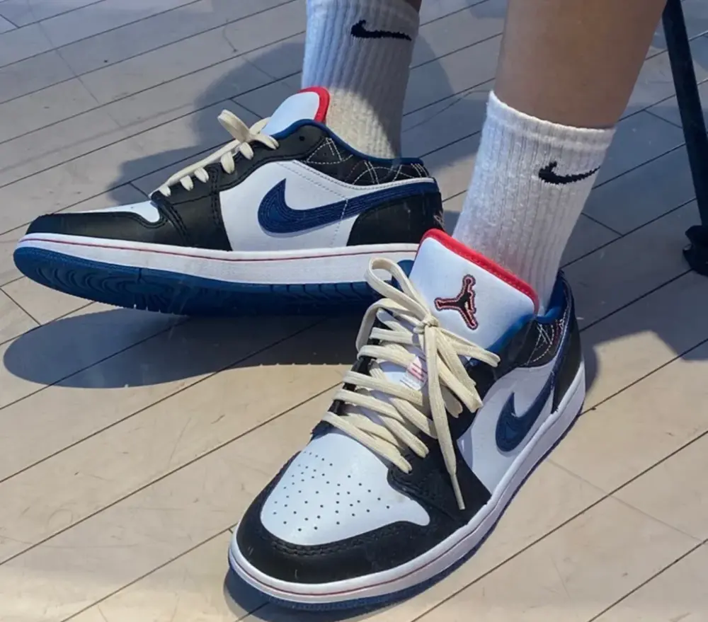 Giày Nike Air Jordan 1 Low 'White Industrial Blue Siren Red' FV3622-141 - Ảnh 3