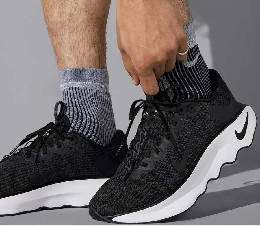 Giày Nike Motiva 'Black Anthracite' DV1237-001 - Ảnh 5