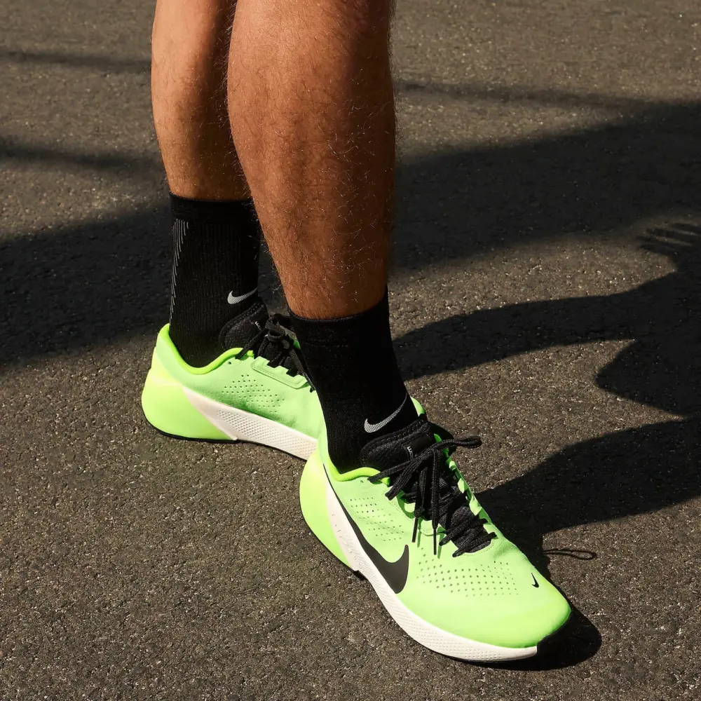 Alternative view of Giày Nike Air Zoom TR1 'Barely Volt' DX9016-700