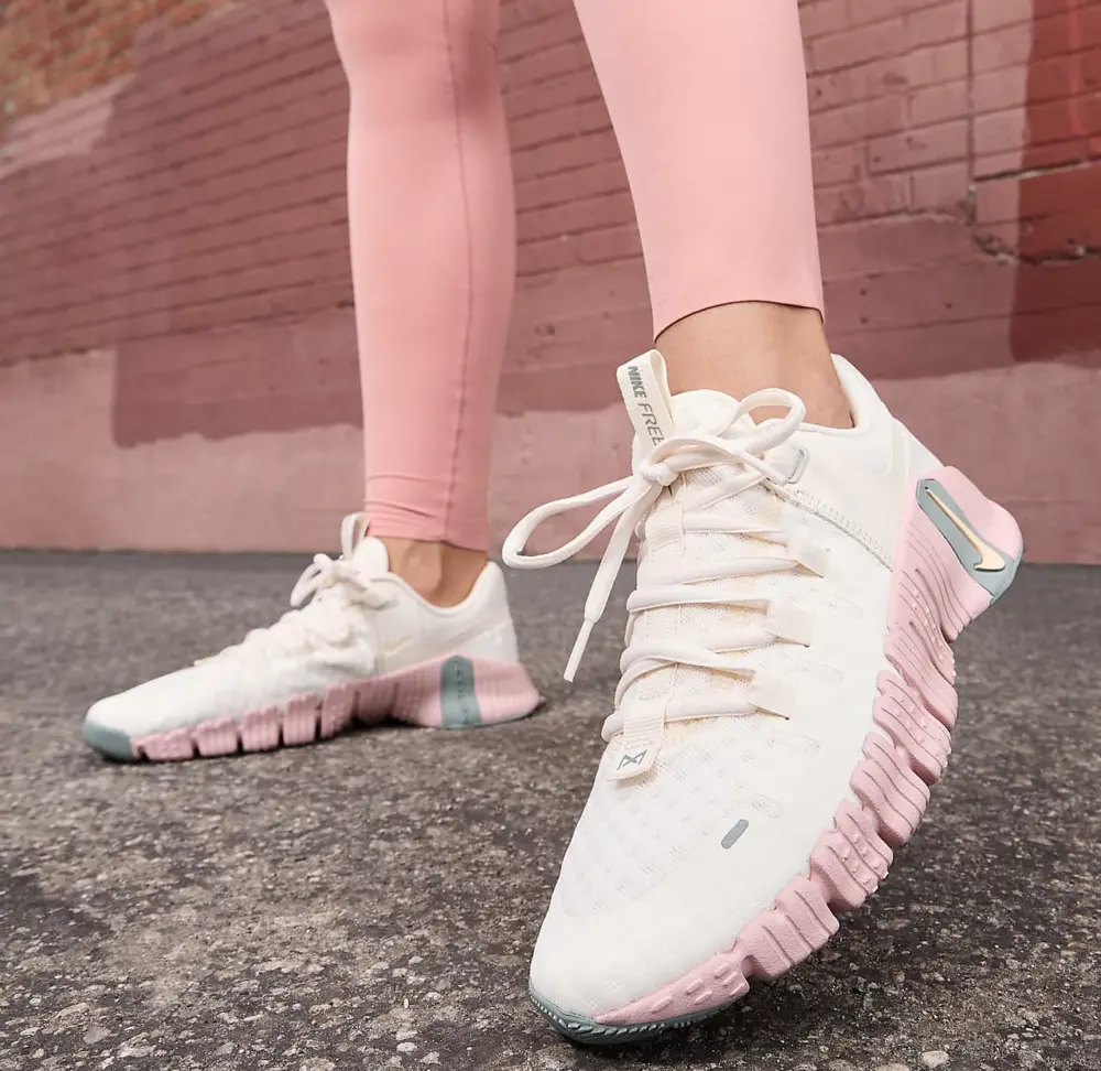 Alternative view of Giày Nike Free Metcon 5 'Ice Peach' DV3950-102