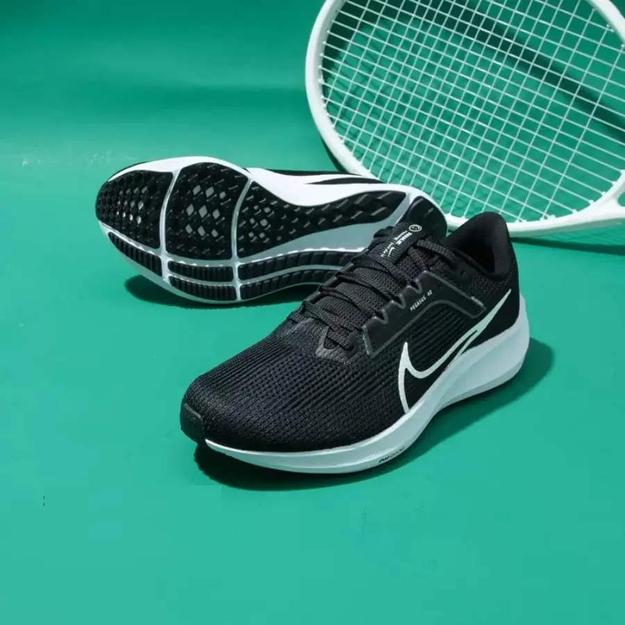 Alternative view of Giày Nike Air Zoom Pegasus 40 Wide ‘Black White’ DV7480-001