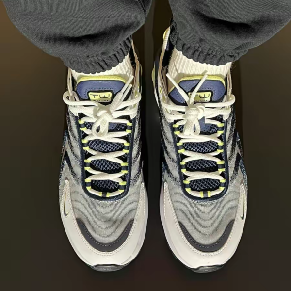 Giày Nike Air Max TW ‘White Lemon Twist Navy’ DQ3984-101 - Ảnh 3