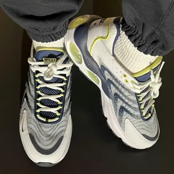 Giày Nike Air Max TW ‘White Lemon Twist Navy’ DQ3984-101 - Ảnh 4