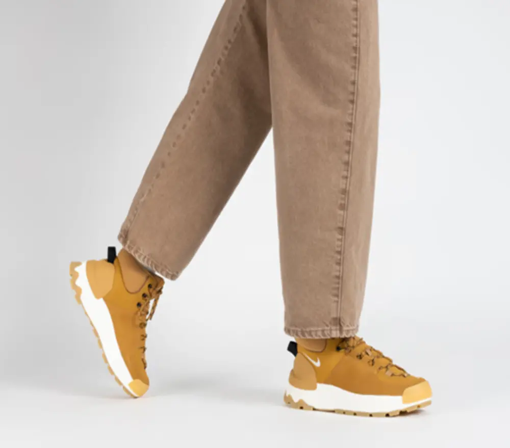 Alternative view of Giày Nike City Classic Boot ‘Wheat’ DQ5601-710