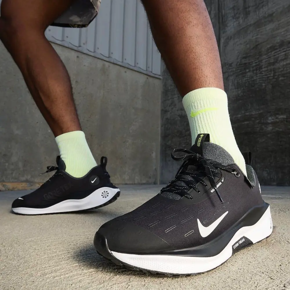 Alternative view of Giày Nike ReactX Infinity RN 4 Gore-Tex 'Black' FB2204-001