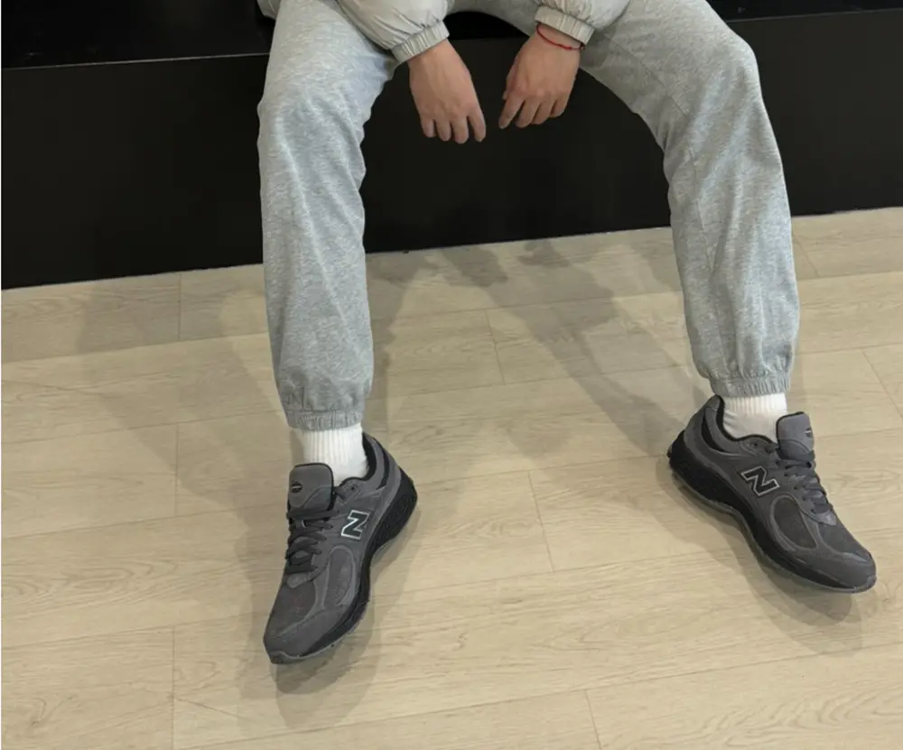 Alternative view of Giày New Balance 2002R 'Castlerock Grey Black' M2002REH