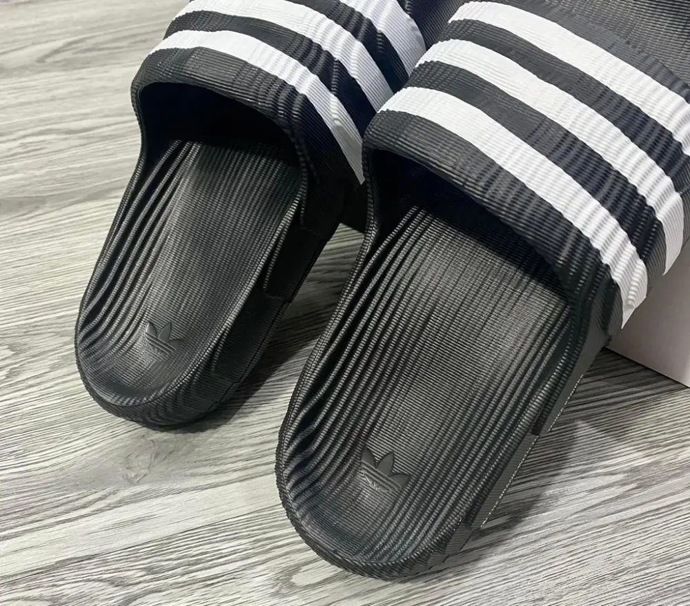 Alternative view of Dép Adidas Adilette 'White Black' IF3670