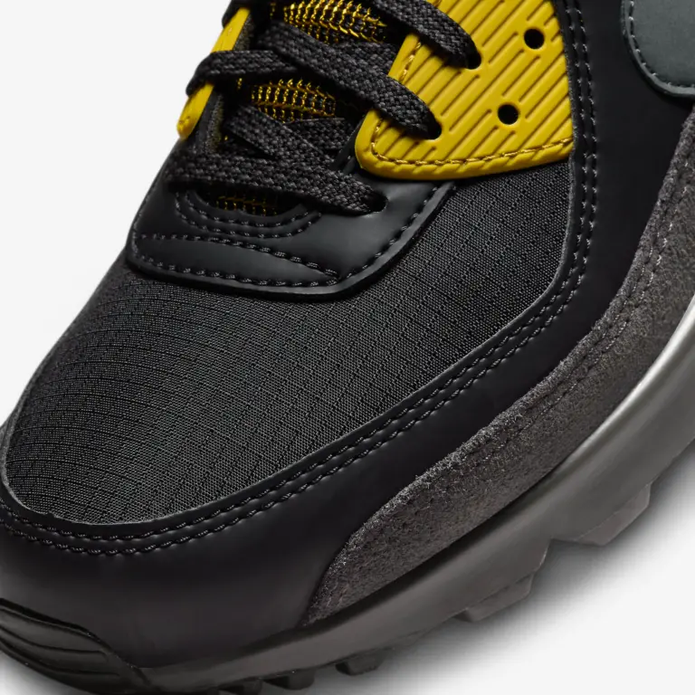 Alternative view of Giày Nike Air Max 90 ‘Black Bronzine’ FB9657-001