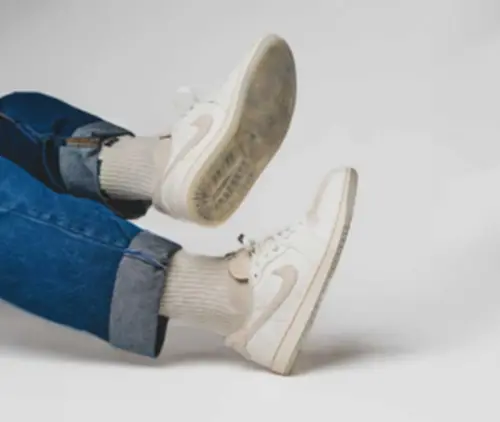 Alternative view of Giày Nike Air Jordan 1 Retro Low OG ‘Chris Paul’ FZ0455-200