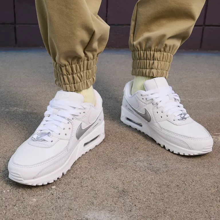 Giày Nike Air Max 90 ‘White Silver’ FV0949-100 - Ảnh 5